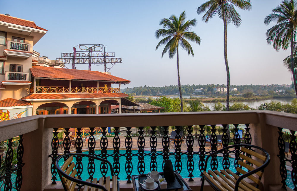 Lazy Lagoon, Baga A Lemon Tree Resort, Goa Bagian luar foto
